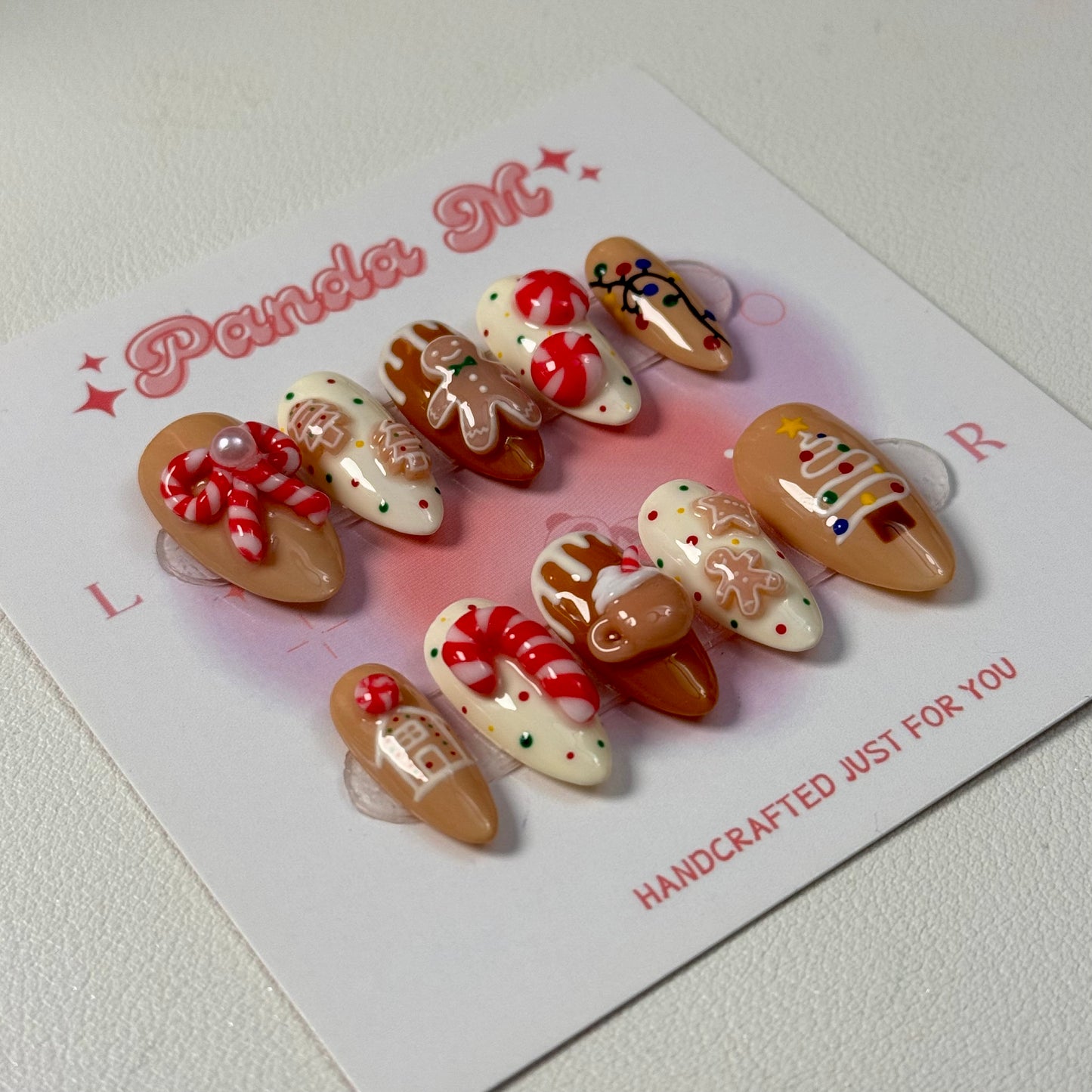 Gingerbread & Peppermint Jingle